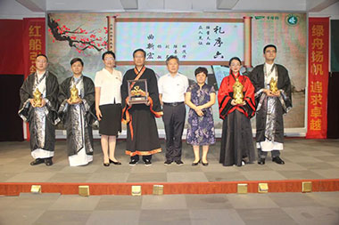 MG不朽情缘简介-基材_板材十大品牌_康健家居品牌_地板,木门,衣柜,橱柜_MG不朽情缘